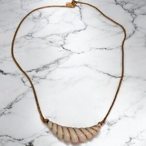 Chic Gold and Cream Vintage Shell Necklace